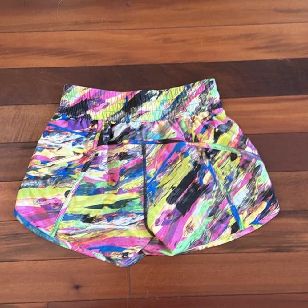 Lululemon Shorts Size 6
